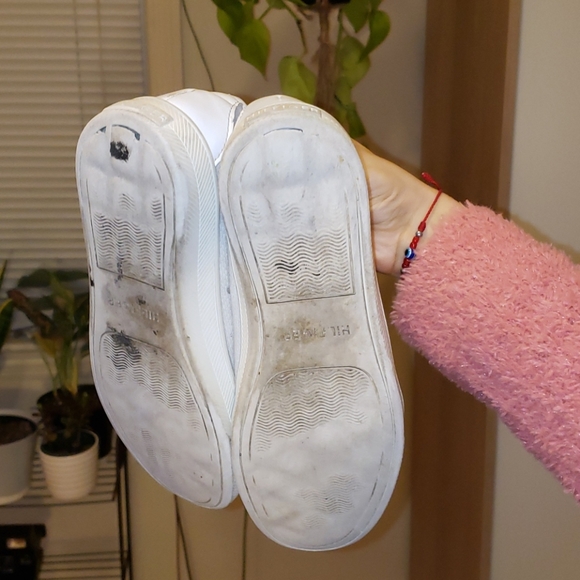 Tommy Hilfiger Tennis Shoe - Picture 2 of 2